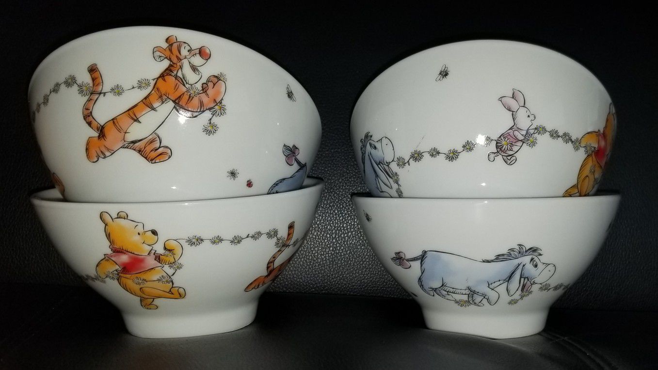 Winnie the Pooh Daisy Chain Cookie Jar & Lid by Disney
