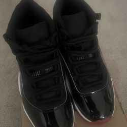 Jordan 11 Breds 