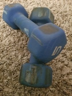 5lb dumbbell