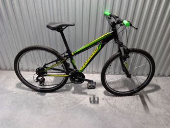 BICYCLE SPECIALIZED 21 SPEED SIZE 26 BRAND NEW