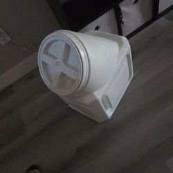 Dog Food Container 