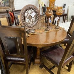 Dining Table And 6 Chairs 