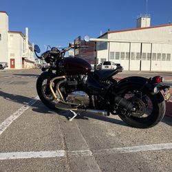 2017 Triumph Bonneville bobber