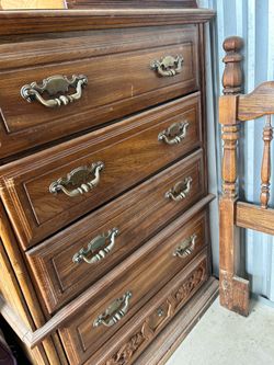 Queen size mission style 6 pc bedroom set