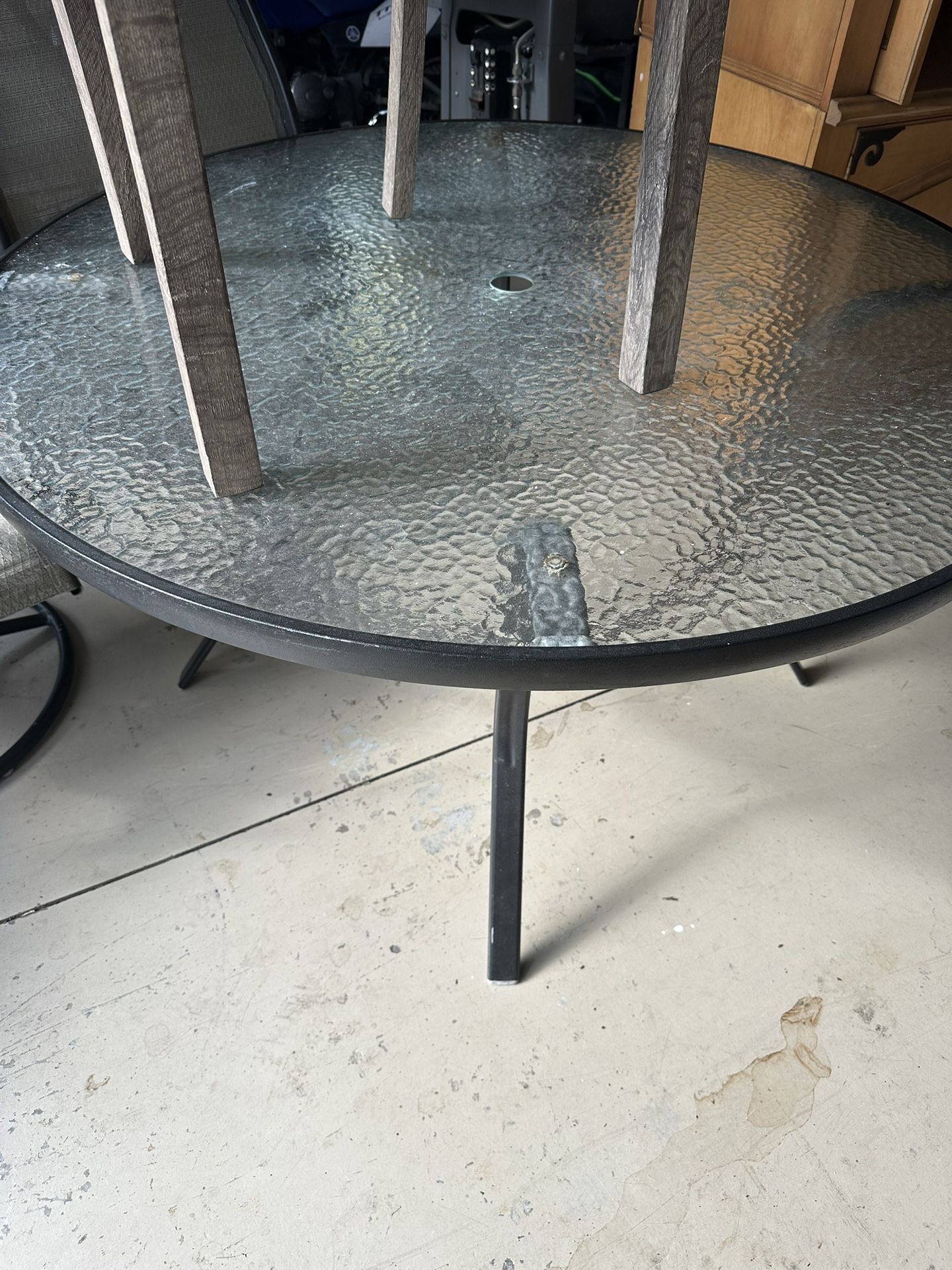 Round Patio Table (No Chairs)