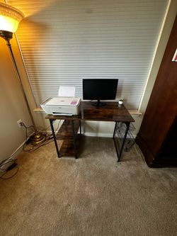 Modern Computer Desk with Storage – 39” x 23” – Great Condition