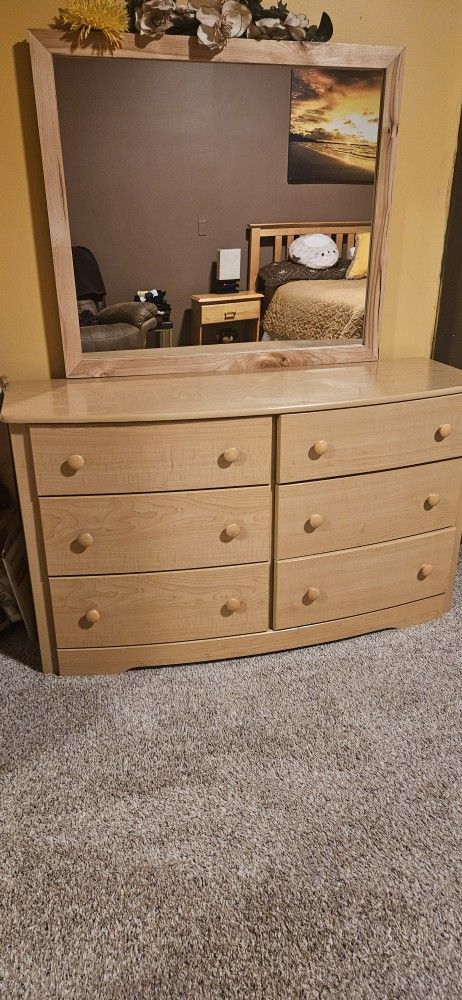 Wood Dresser With Mirror