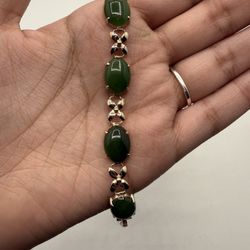 14k Jade Bracelet 8”