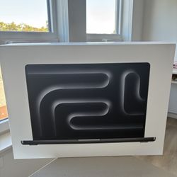 NEW Macbook Pro 14 Inch M5 24 GB Ram 1 TB Storage