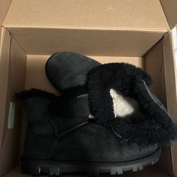 Free Boots For women 