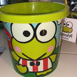 Keroppi Bucket