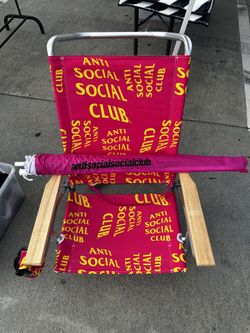 Assc Beach Chair And Umbrella Authentic 100$ For Both