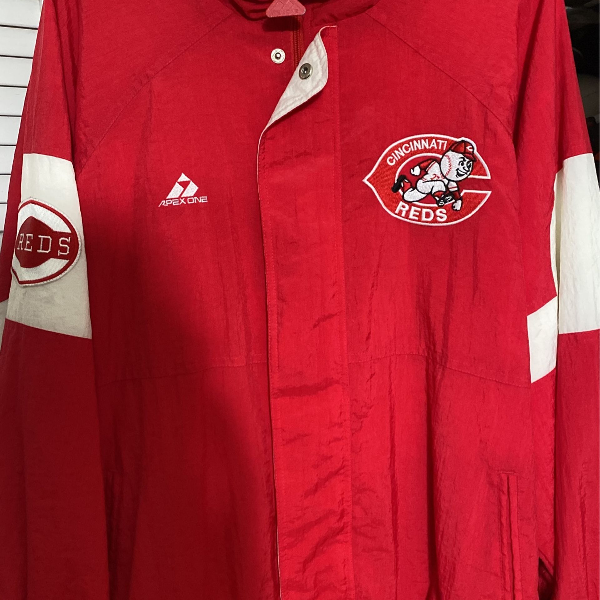 AUTHENTIC CINCINNATI REDS JACKET