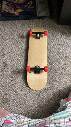 Like New Complete Skateboard With Ace Trucks Af1