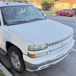 2004 Chevrolet Suburban