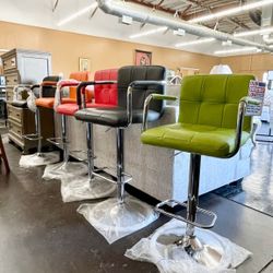 Adjustable Height Bar Stools 