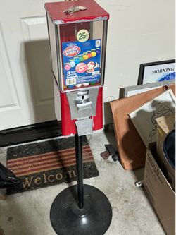 Eagle 25¢ bubblegum machine