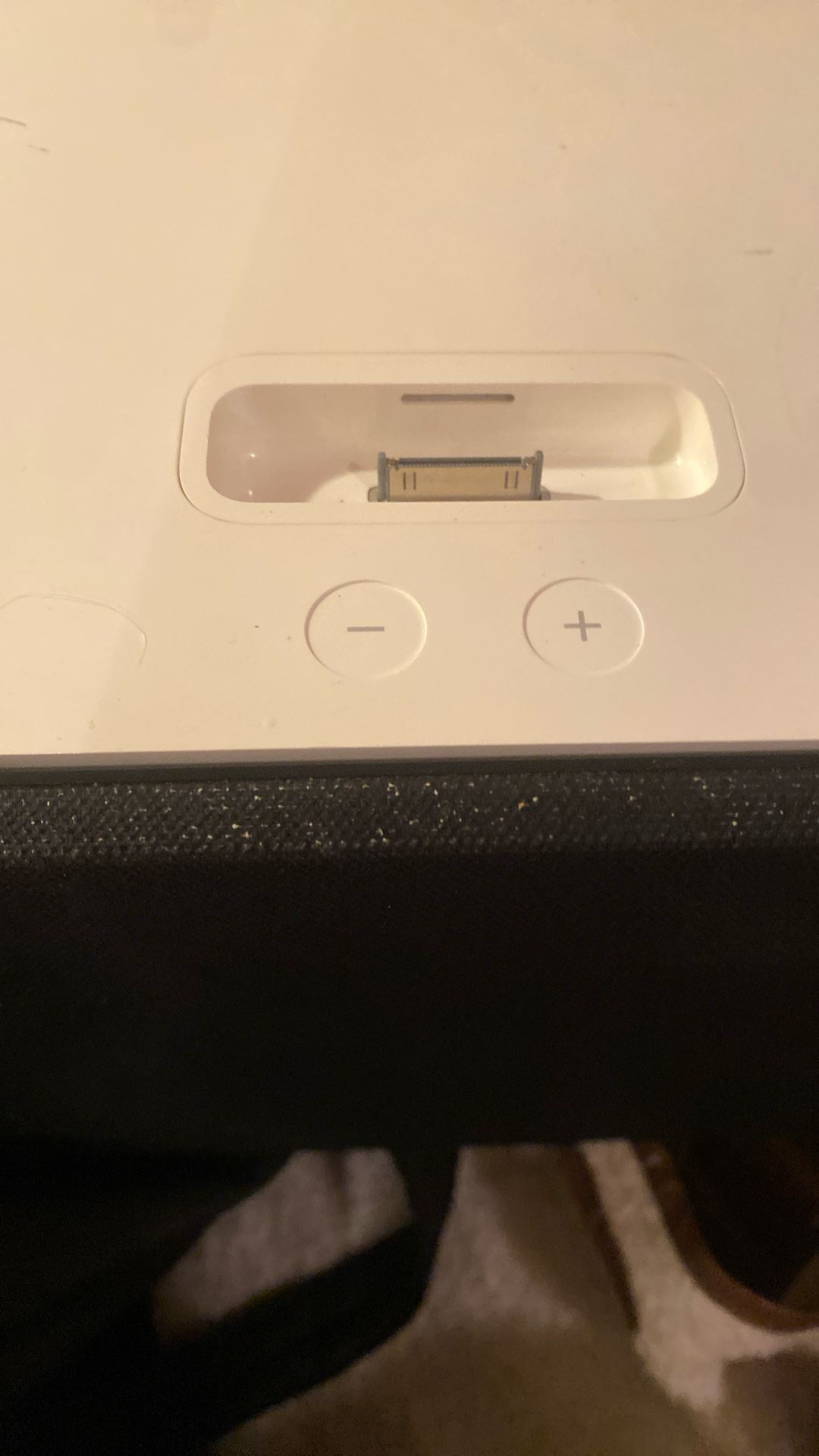 Apple Docking Station Bluetooth Speaker