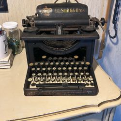 Antique Type Writer