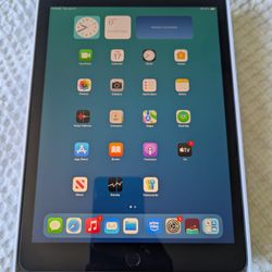 Apple iPad -8th generation 32Gb