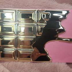 I Heart Revolution Rose Fizz Eyeshadow Palette