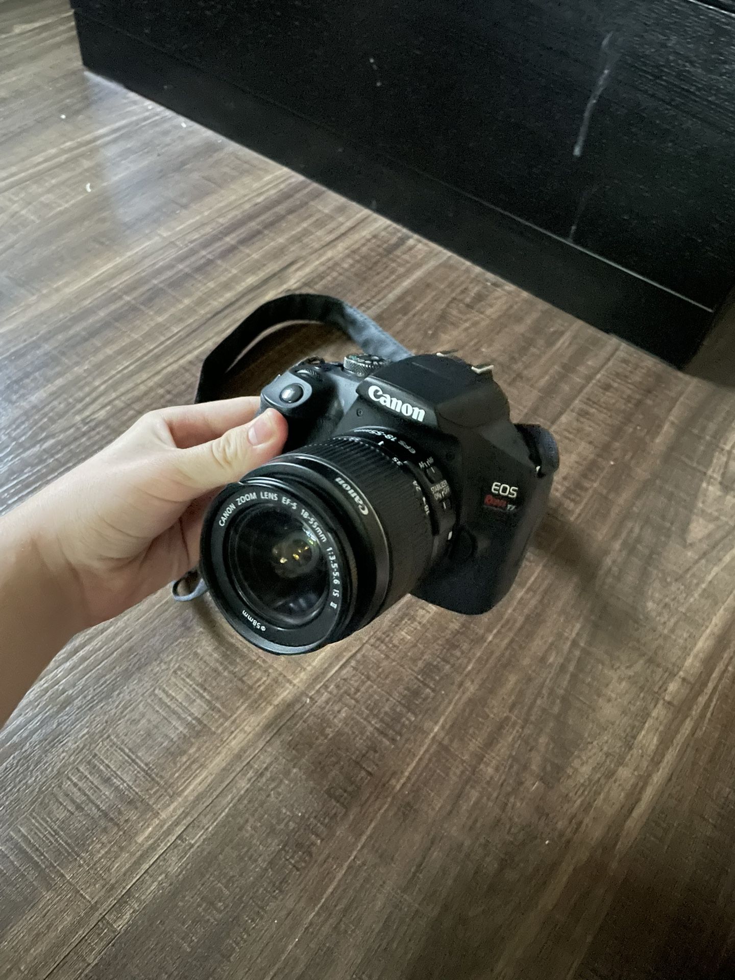 Canon Rebel T7 Bundle Comes With Kit Lins And A Canon EF 75-300mm f/4-5.6 III Telephoto Zoom Lens for Canon SLR Cameras
