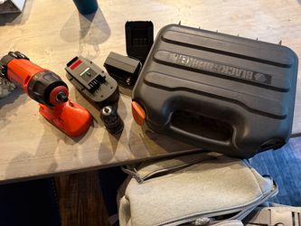Black & Decker 12V Cordless Drill/Driver kit