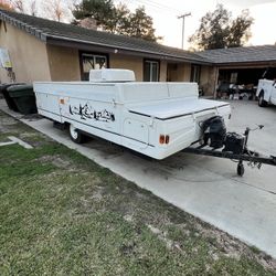 2002 Coleman Fleetwood 