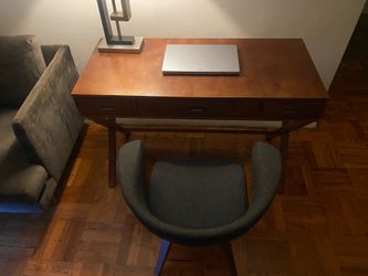 Excellent condition! Elegant Desk for sale!
