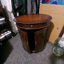 Cabinet Real Hardwood 