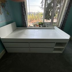 Twin Bed 