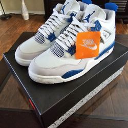 Jordan 4 (Military Blue)