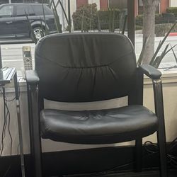 Black Leather Guest Chair – Office or Reception