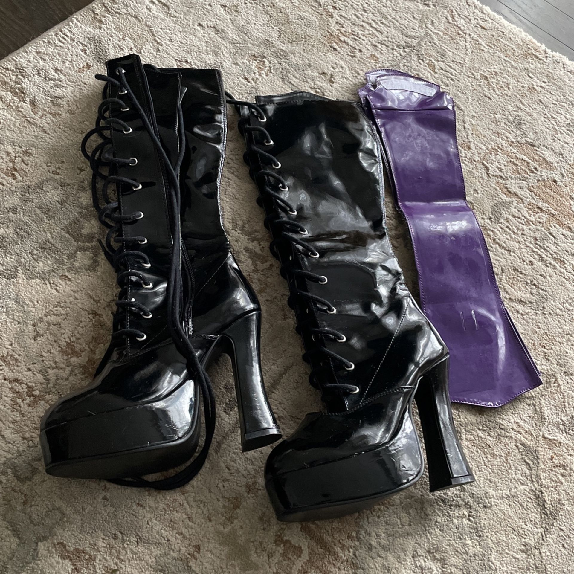 Ellie Patent Leather Black Paltform Boots 7 Halloween