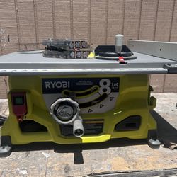 RYOBI - 8 1/4 In Compact Portable Table Saw - RTS08 - USED