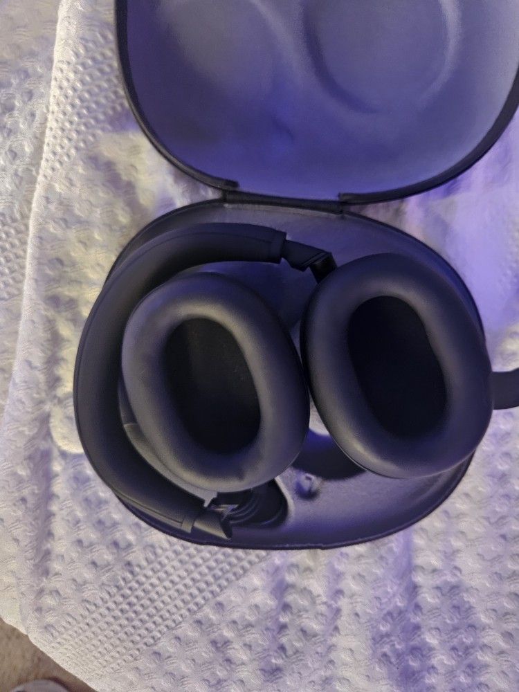 Sony HM1000XM6 Headphones 