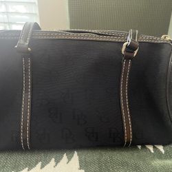 Smal Satchel , Dooney And Bourke