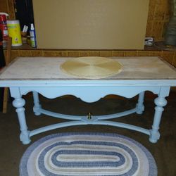 Beautiful French Country House Coftee Table