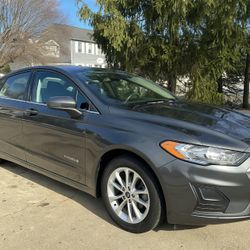 2019 Ford Fusion Hybrid