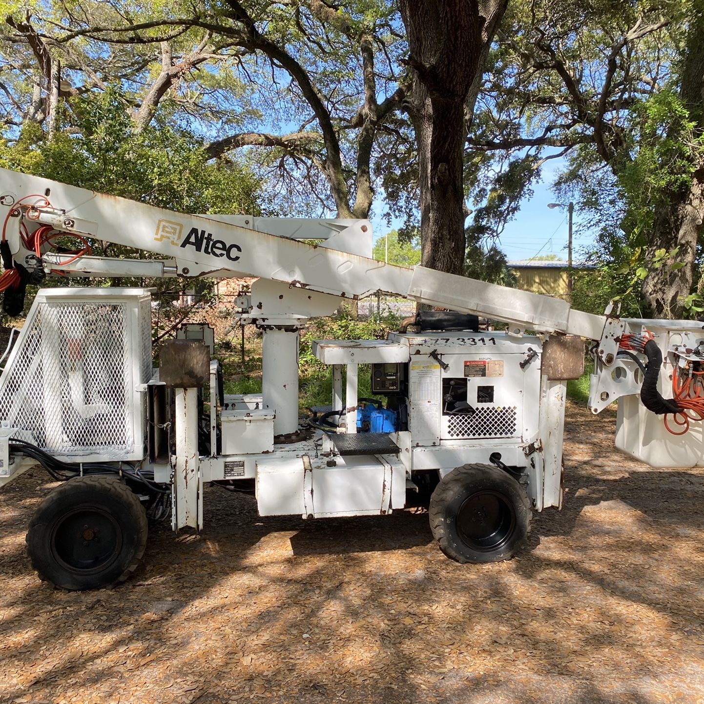 Woodchuck Altec Sp37A Man Lift Boom Lift