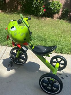 Kids bike and helmet