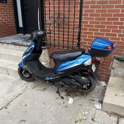 50cc Scooter Runs & Drives
