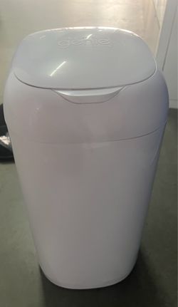 Genie diaper trash can
