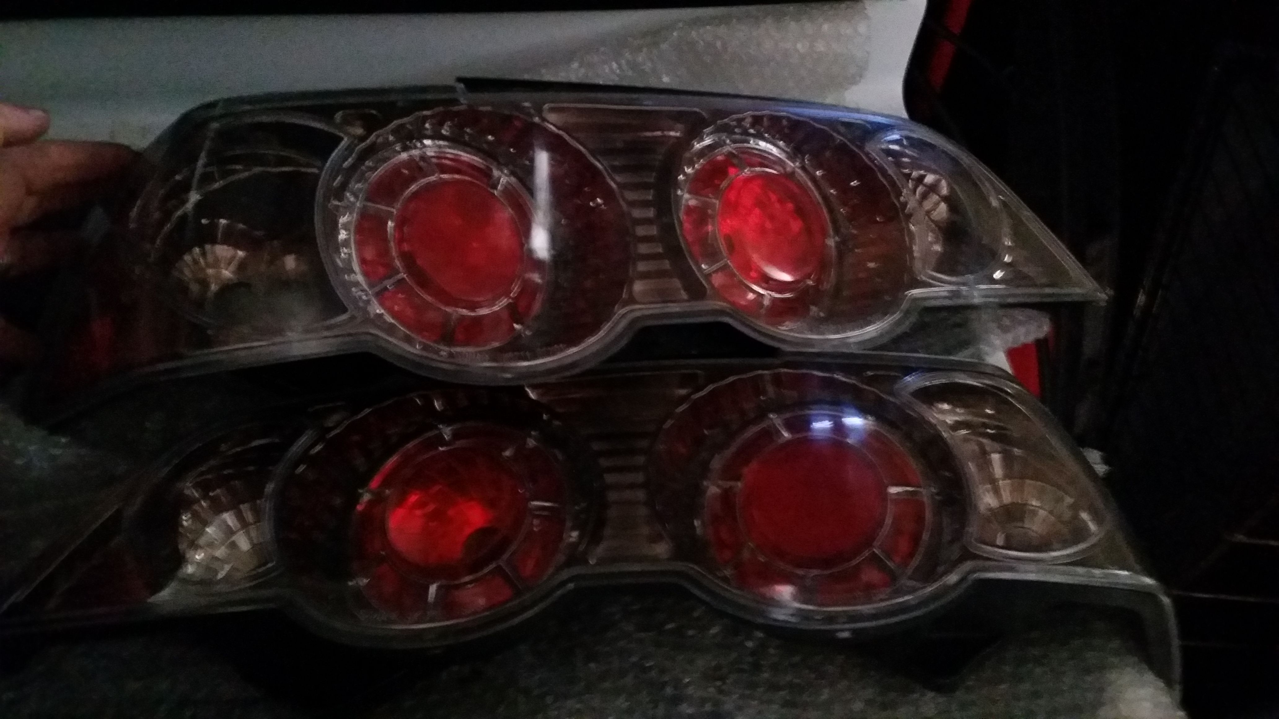 Tail lights for 2000 Acura RSX