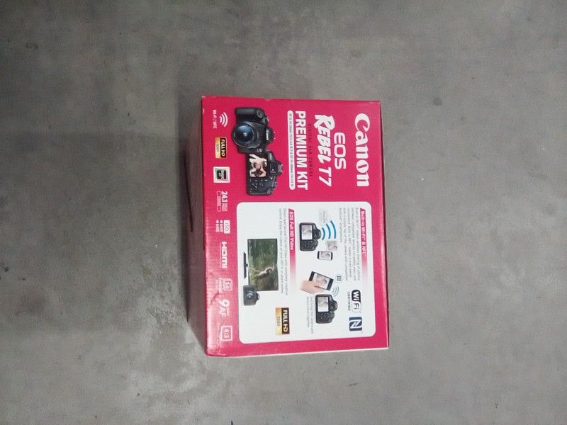 CANON E05 REBEL T7 PREMIUM KIT DIGITAL 35MM CAMERA FOR SALE