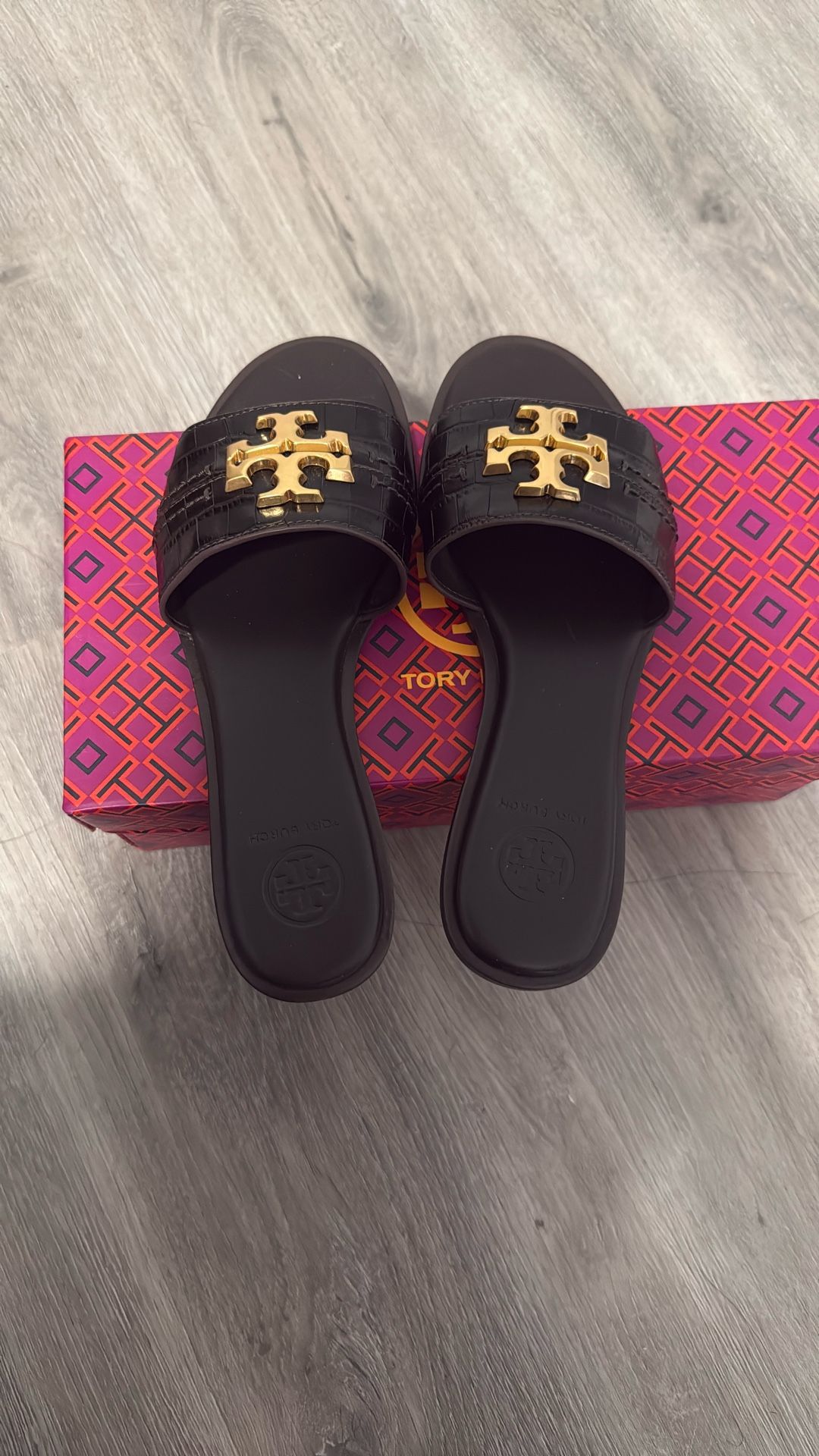 tory burch sandal