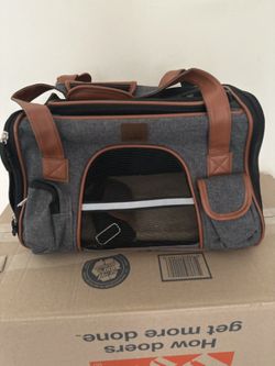 Pet carrier  New