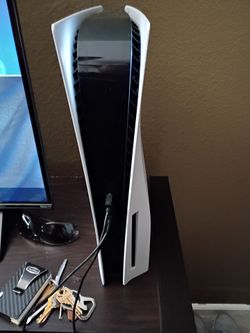 PS5 Disc edition with 2 controllers and Madden 27