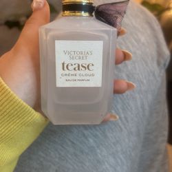 Victoria Secret Tease Crème Cloud Perfume 