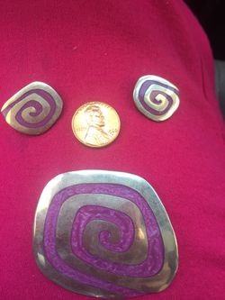 Stealing silver great gift for mom